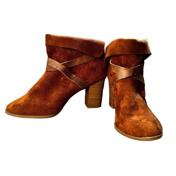 New Directions Jorie Strap Cognac Suede Ankle Boots Sz 10 Womens Chunky 3" Heel - Picture 5 of 16